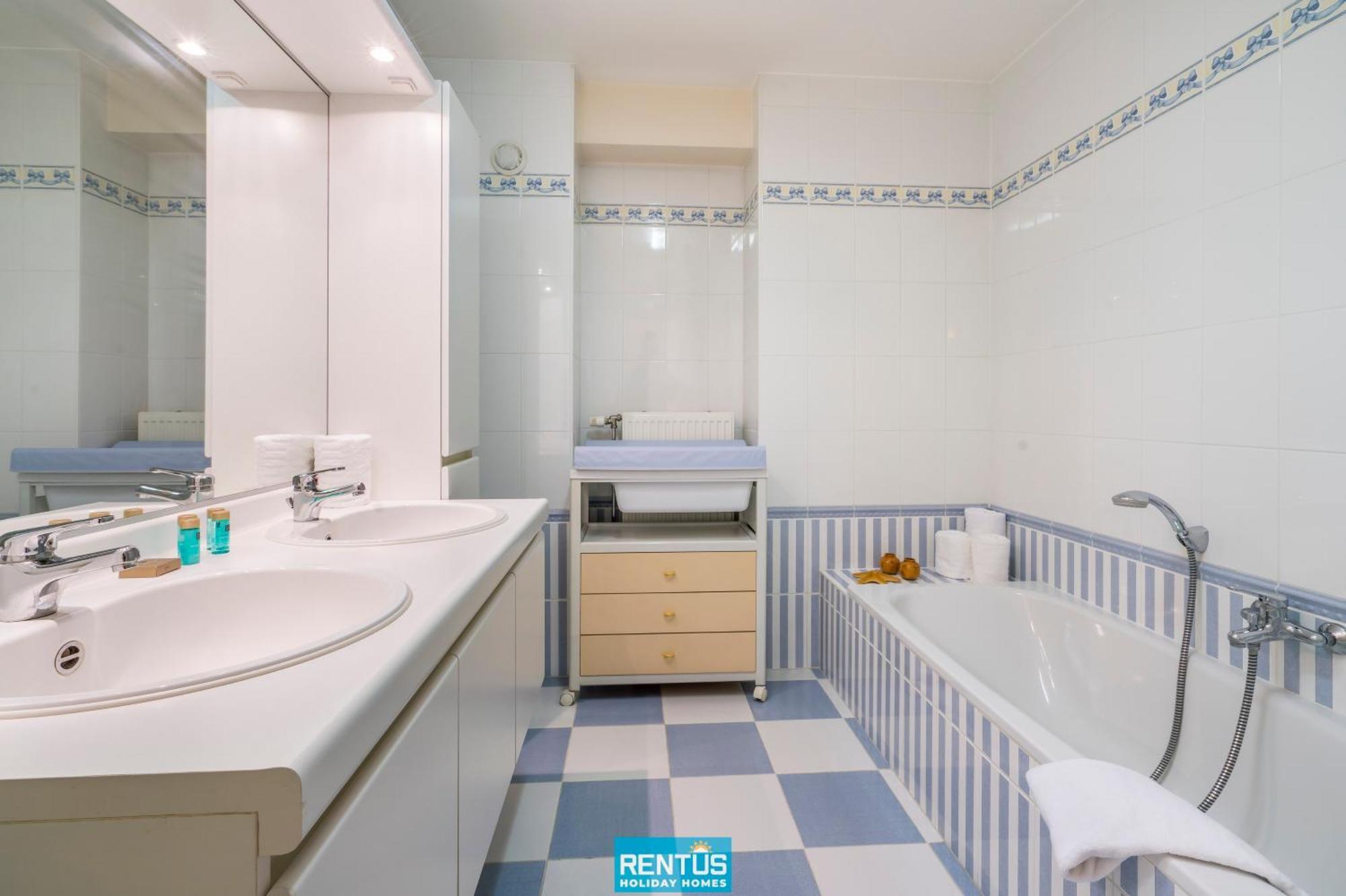 קוקסיידה Sandsedge - Apartment With Amazing Rooftop Terrace מראה חיצוני תמונה